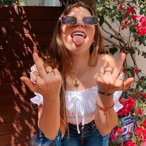 Meet your Posher, Izzy